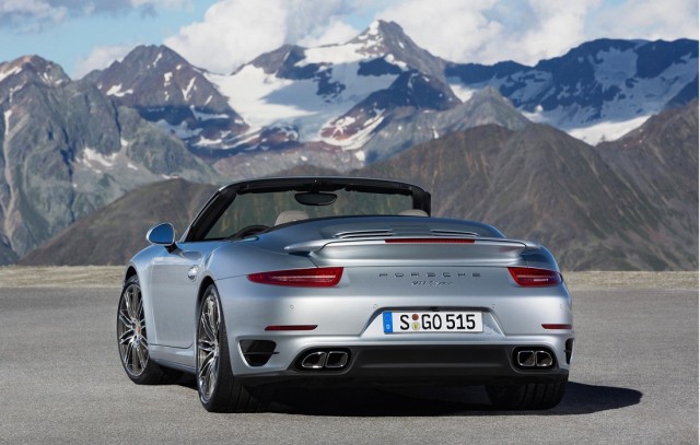 Porsche 911 Turbo Cabriolet 2013 (2).jpg